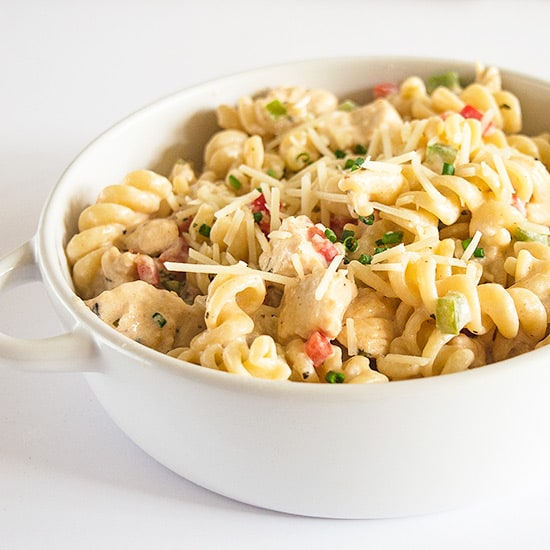 Easy Creamy Chicken Pasta with Bell Peppers