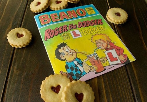40+ perfectly nerdy recipes inspired by books, television, and movies. Recipes for everything from 'Game of Thrones' and 'The Walking Dead' to 'Star Wars' and the Marvel Cinematic Universe!