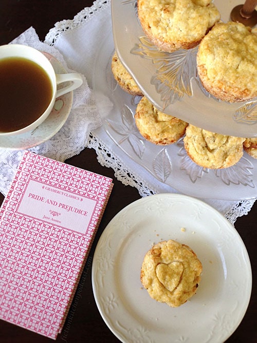 40+ perfectly nerdy recipes inspired by books, television, and movies. Recipes for everything from 'Game of Thrones' and 'The Walking Dead' to 'Star Wars' and the Marvel Cinematic Universe!