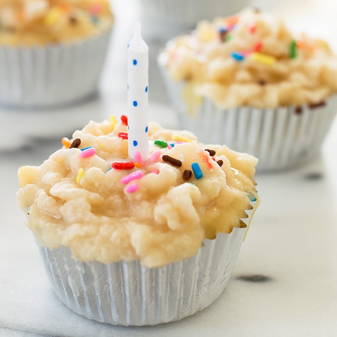 2-ingredient Pupsicles (3 ways) - Baking Mischief