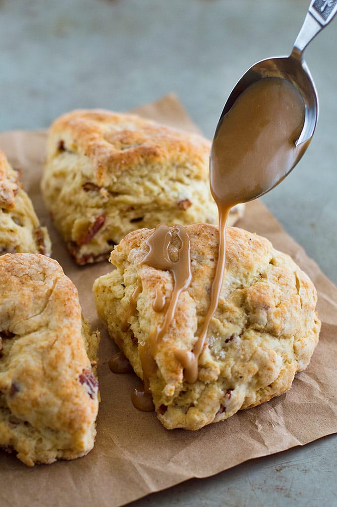 tammy-s-bacon-scones-with-maple-glaze-baking-mischief