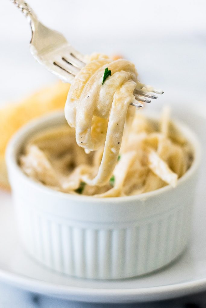 Quick and Easy Fettuccine Alfredo for One Baking Mischief