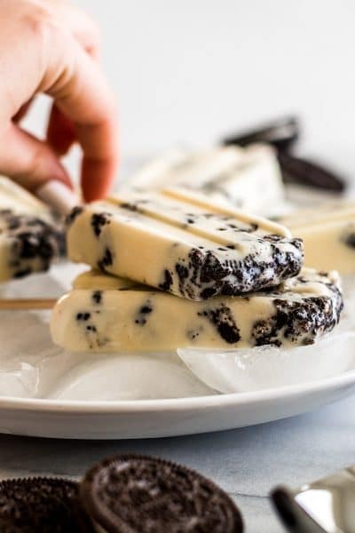 Two-Ingredient Cookies and Cream Popsicles