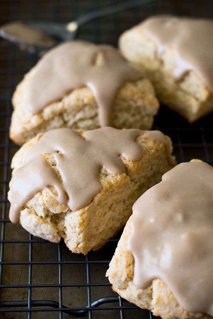 Small-batch Maple Scones (Maple Butter Scones) - Baking Mischief