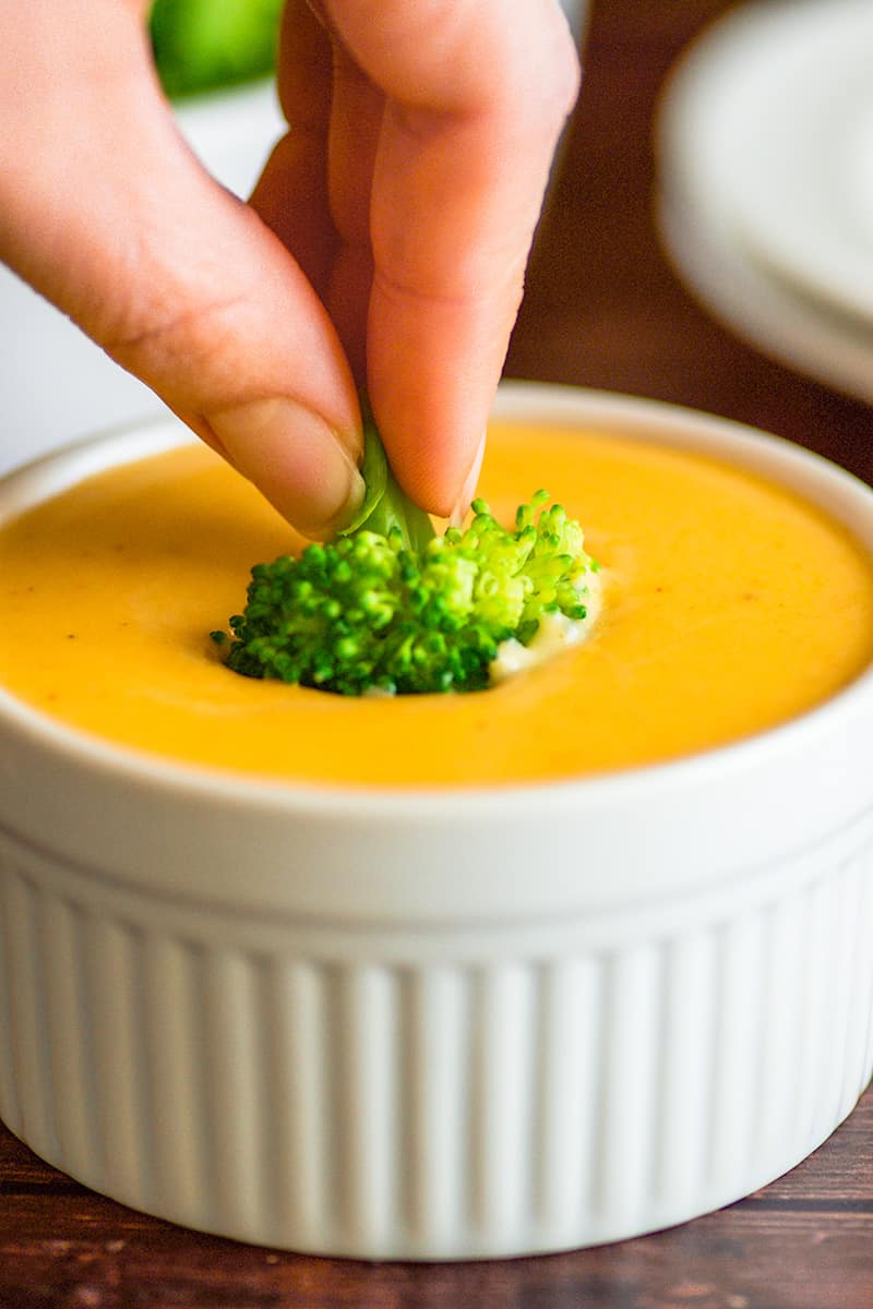 how do i make cheese sauce for broccoli