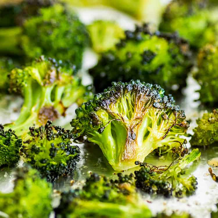 How To Cook Broccoli In The Oven The Best Crispy Oven Roasted Broccoli Baking Mischief