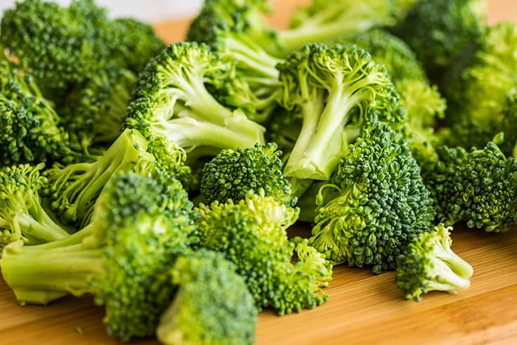 How to Cook Broccoli in the Oven (The BEST Crispy Oven-roasted Broccoli ...