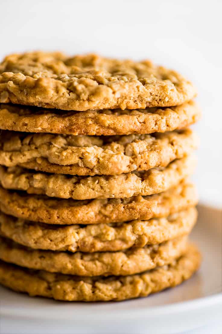 Easy Peanut Butter Oatmeal Cookies