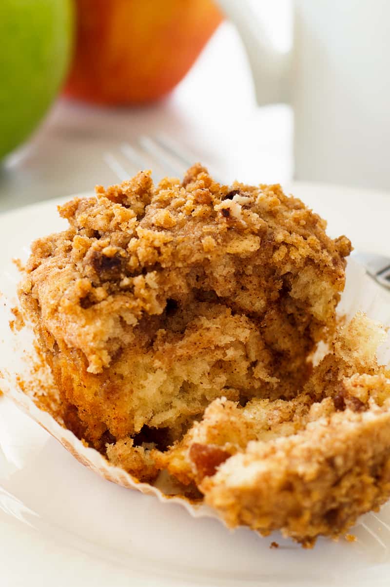 Cinnamon Apple Crumb Muffins Baking Mischief