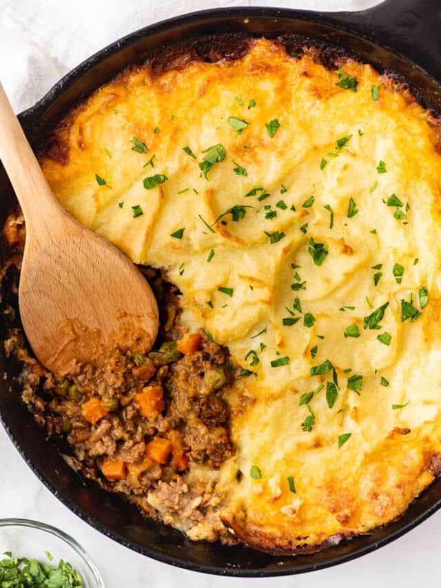 Easy Homemade Cottage Pie - Baking Mischief