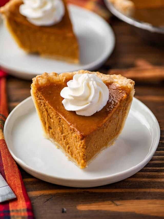 Easy Small Pumpkin Pie - Baking Mischief